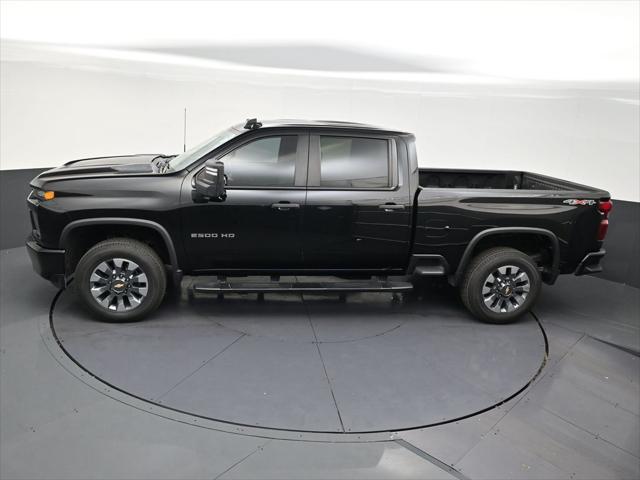 2023 Chevrolet Silverado 2500HD 4WD Crew Cab Standard Bed Custom