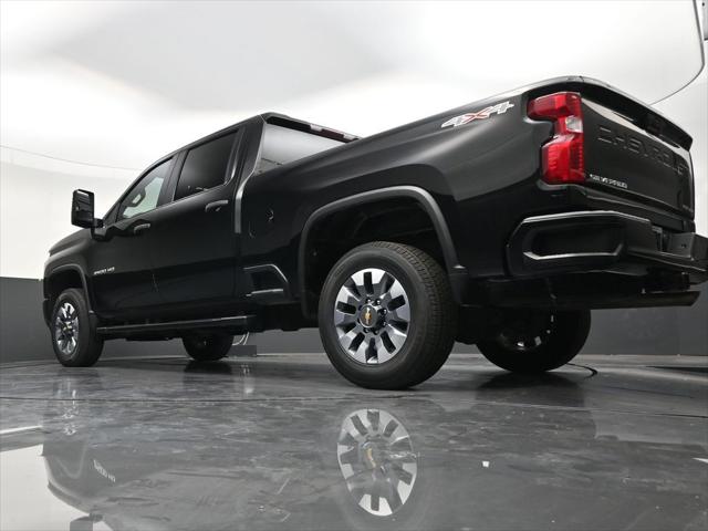 2023 Chevrolet Silverado 2500HD 4WD Crew Cab Standard Bed Custom