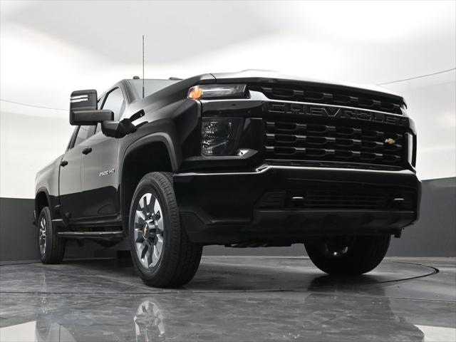 2023 Chevrolet Silverado 2500HD 4WD Crew Cab Standard Bed Custom