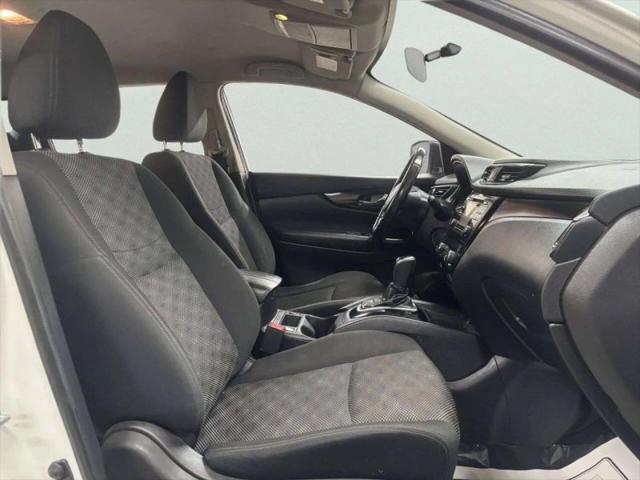 2017 Nissan Rogue Sport SV