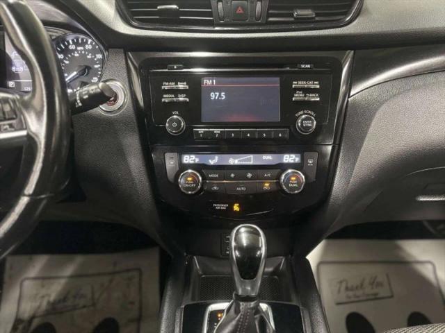 2017 Nissan Rogue Sport SV