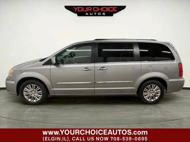 2015 Chrysler Town & Country Touring-L