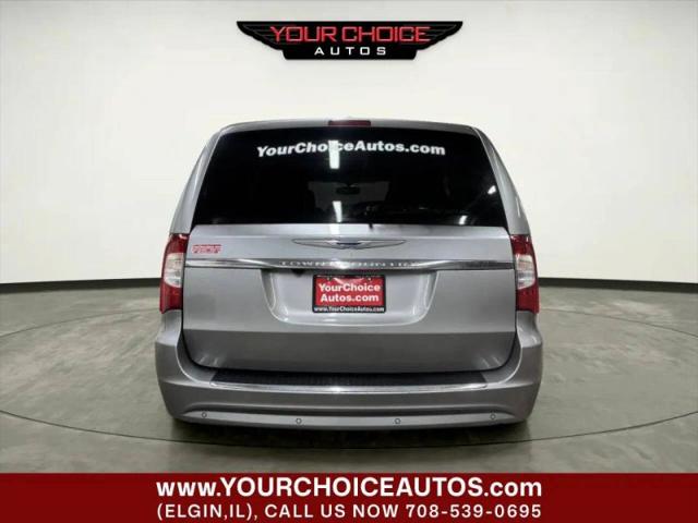 2015 Chrysler Town & Country Touring-L