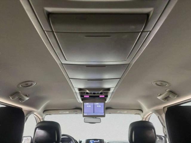 2015 Chrysler Town & Country Touring-L
