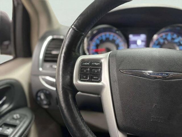 2015 Chrysler Town & Country Touring-L