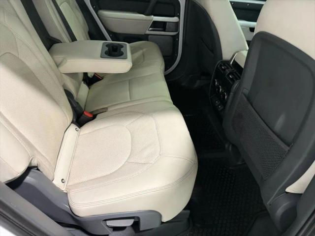 2024 Land Rover Defender 130 P300 S