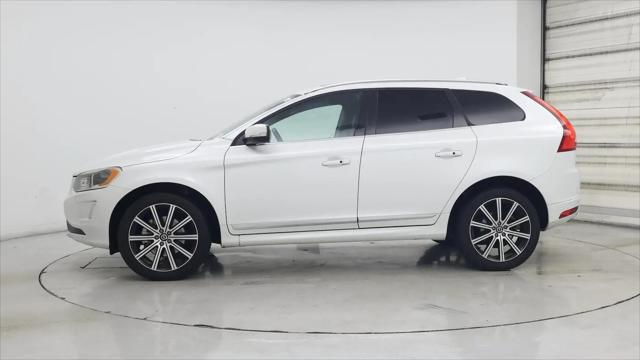 2016 Volvo XC60 T5 Drive-E Platinum