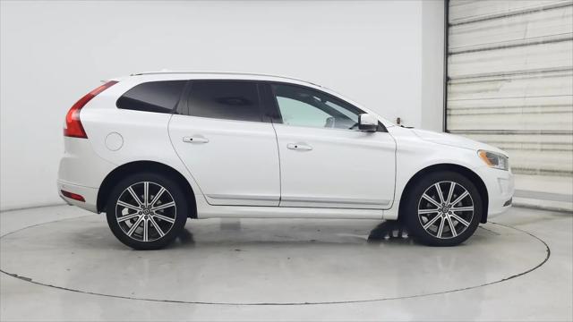 2016 Volvo XC60 T5 Drive-E Platinum