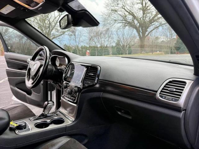 2022 Jeep Grand Cherokee Laredo X 4x4
