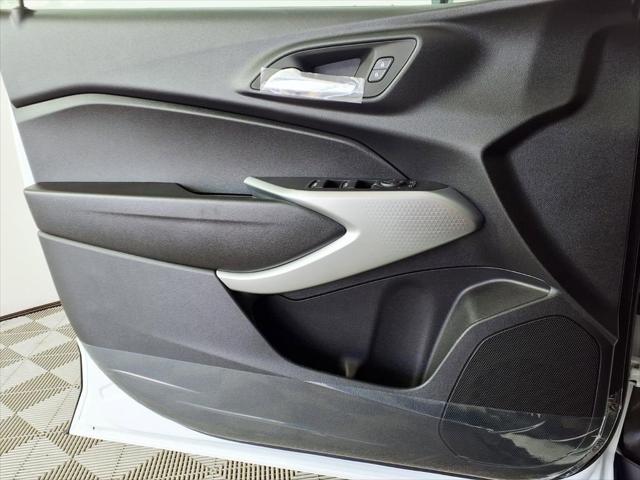 2026 Chevrolet Trax FWD LS