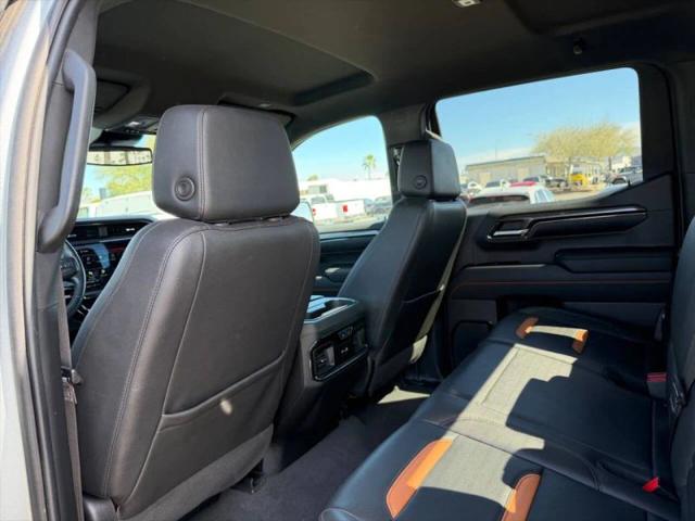 2023 GMC Sierra 1500 4WD Crew Cab Standard Box AT4