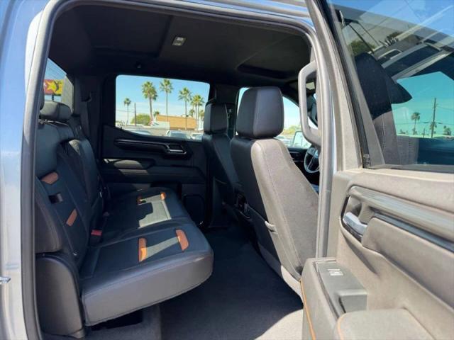 2023 GMC Sierra 1500 4WD Crew Cab Standard Box AT4