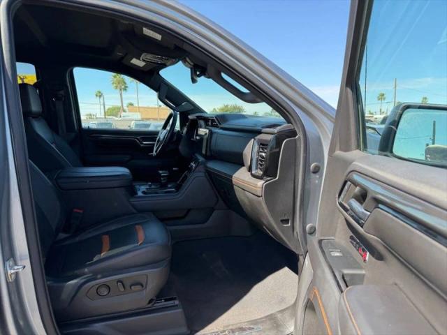 2023 GMC Sierra 1500 4WD Crew Cab Standard Box AT4