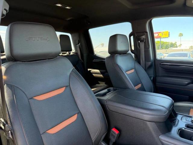 2023 GMC Sierra 1500 4WD Crew Cab Standard Box AT4