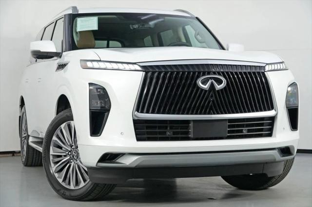 2025 INFINITI QX80 LUXE AWD