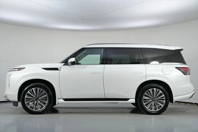 2025 INFINITI QX80 LUXE AWD