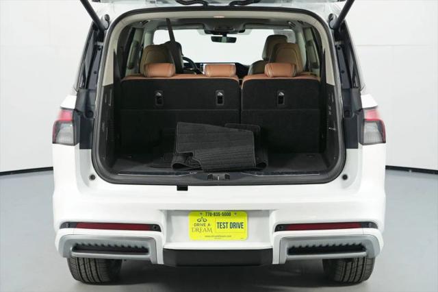 2025 INFINITI QX80 LUXE AWD
