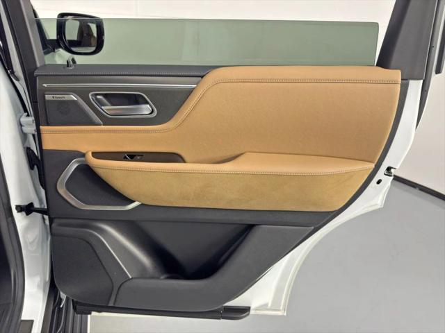 2025 INFINITI QX80 LUXE AWD