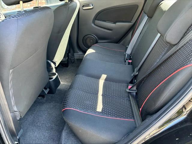 2013 Mazda Mazda2 Touring