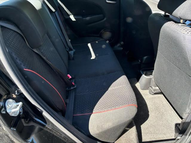 2013 Mazda Mazda2 Touring
