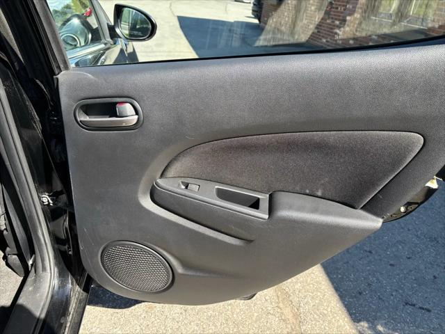 2013 Mazda Mazda2 Touring