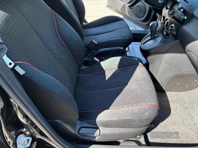 2013 Mazda Mazda2 Touring