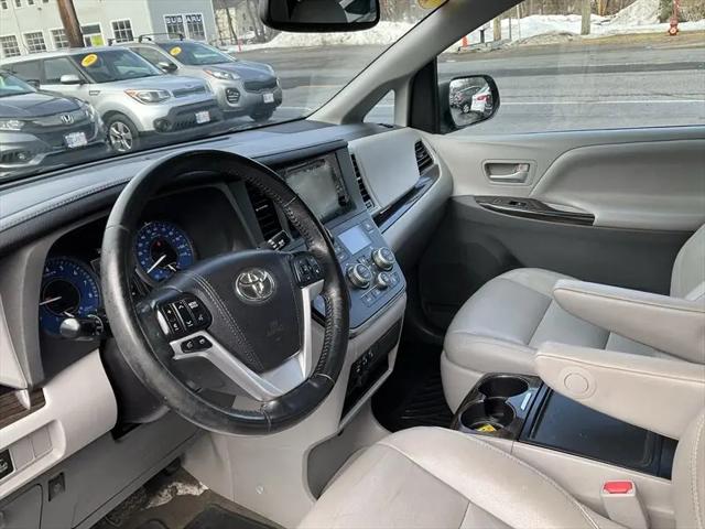 2015 Toyota Sienna XLE Premium 7 Passenger