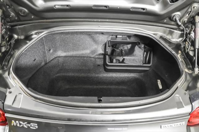 2022 Mazda MX-5 Miata RF Grand Touring
