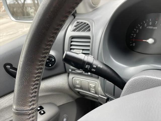 2008 Kia Sedona EX