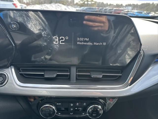 2026 Chevrolet Trax FWD LT
