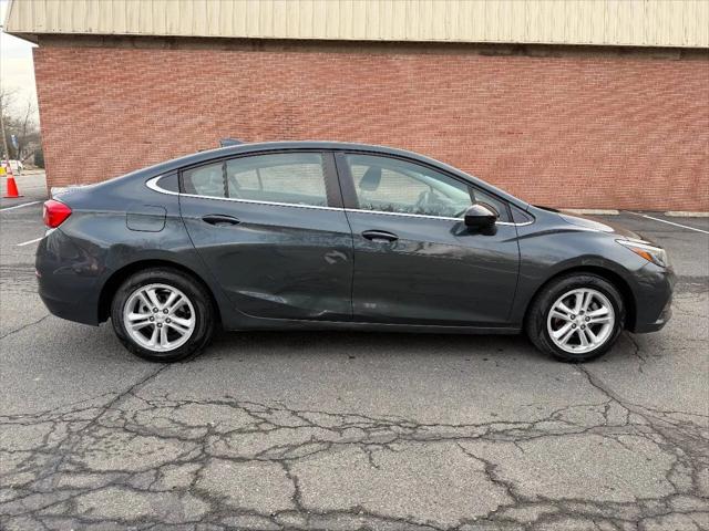 2018 Chevrolet Cruze LT Auto