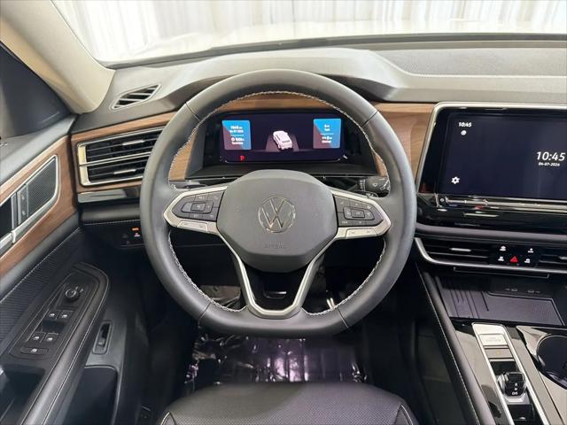 2026 Volkswagen Atlas SE with Technology