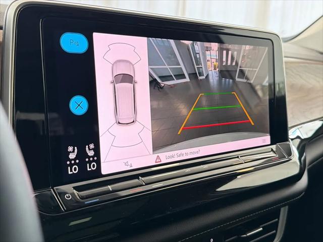 2026 Volkswagen Atlas SE with Technology