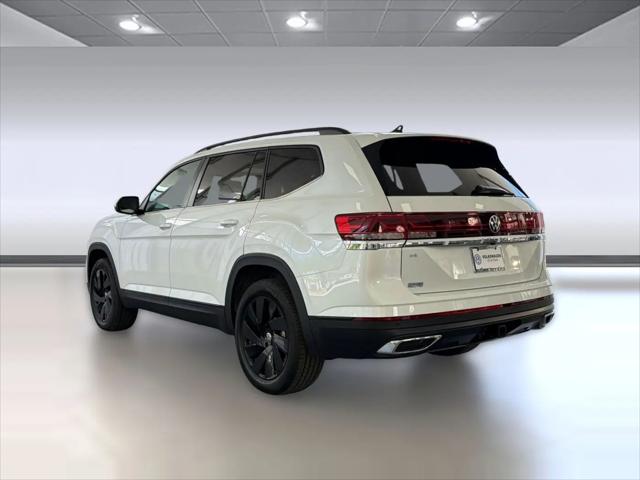 2026 Volkswagen Atlas SE with Technology