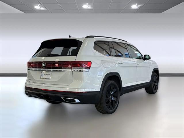 2026 Volkswagen Atlas SE with Technology