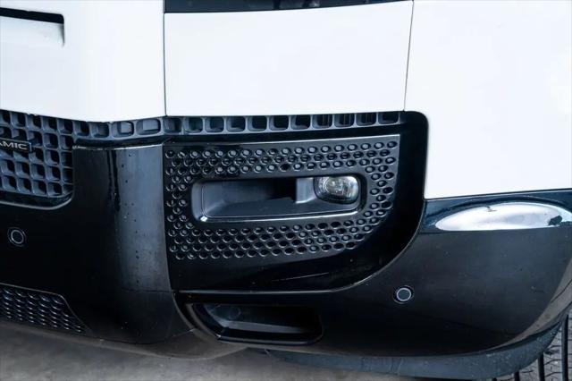 2023 Land Rover Defender 110 X-Dynamic SE