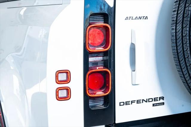 2023 Land Rover Defender 110 X-Dynamic SE