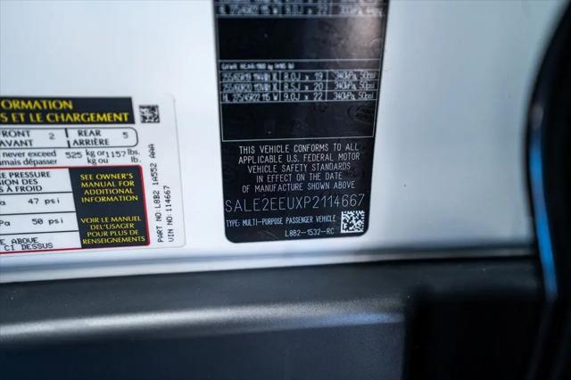 2023 Land Rover Defender 110 X-Dynamic SE