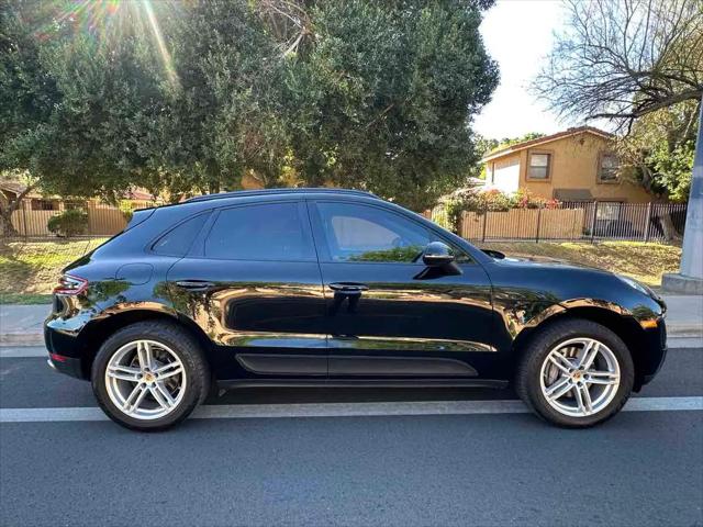 2018 Porsche Macan Macan