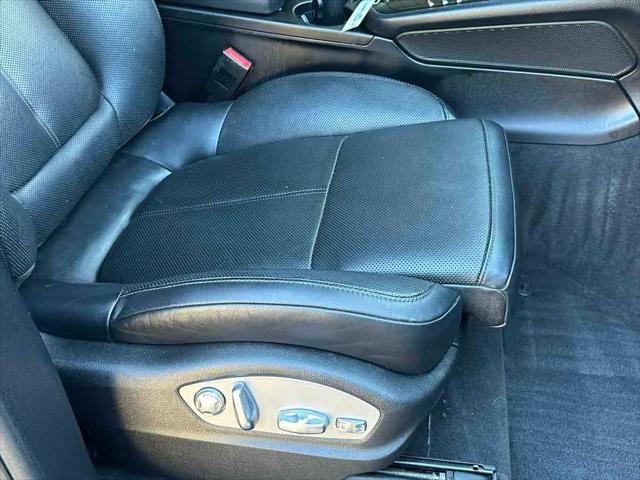 2018 Porsche Macan Macan