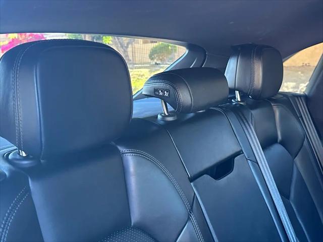 2018 Porsche Macan Macan