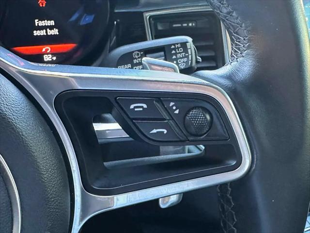 2018 Porsche Macan Macan