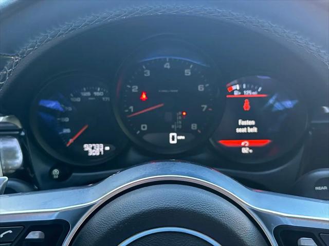 2018 Porsche Macan Macan