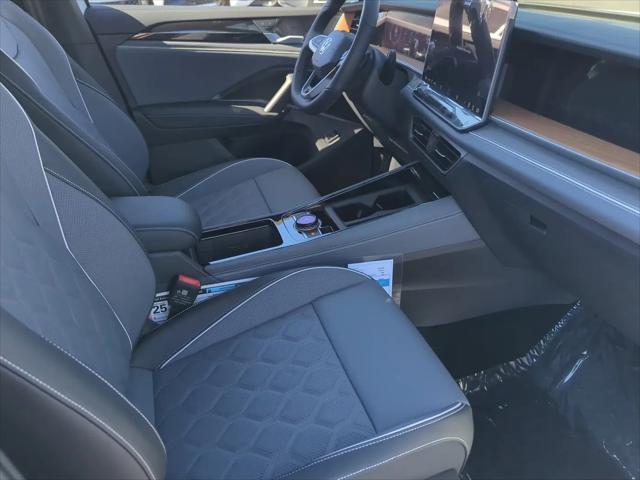 2026 Volkswagen Tiguan SEL R-Line Turbo