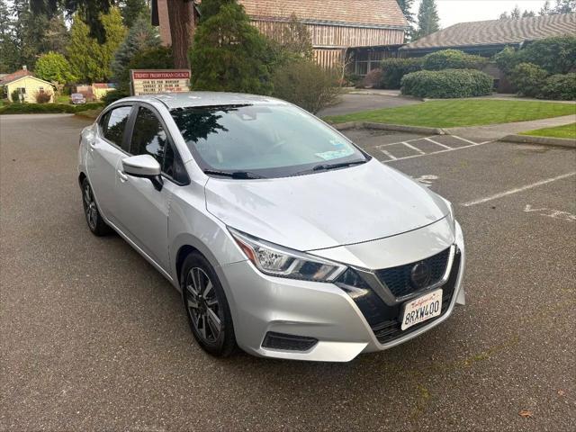 2020 Nissan Versa SV Xtronic CVT