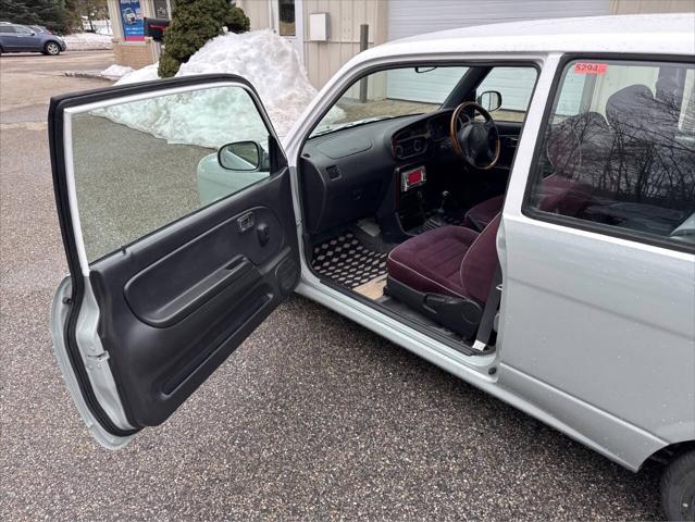 2000 Daihatsu Mira Unknown