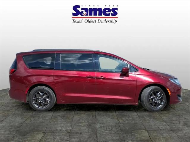 2020 Chrysler Pacifica Touring L Plus