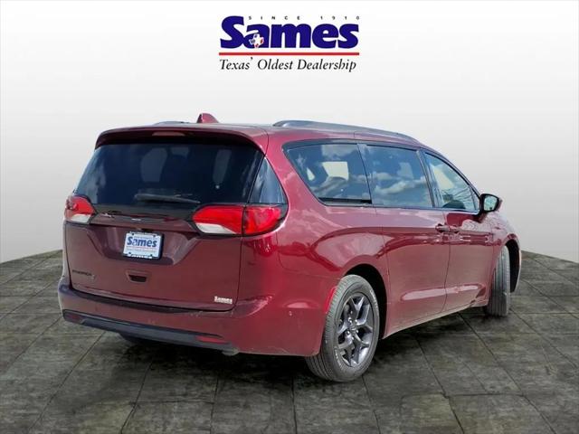 2020 Chrysler Pacifica Touring L Plus