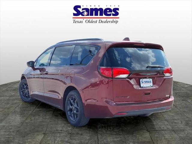 2020 Chrysler Pacifica Touring L Plus