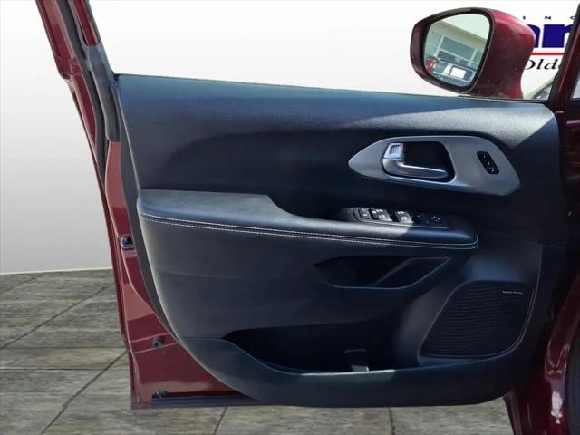 2020 Chrysler Pacifica Touring L Plus